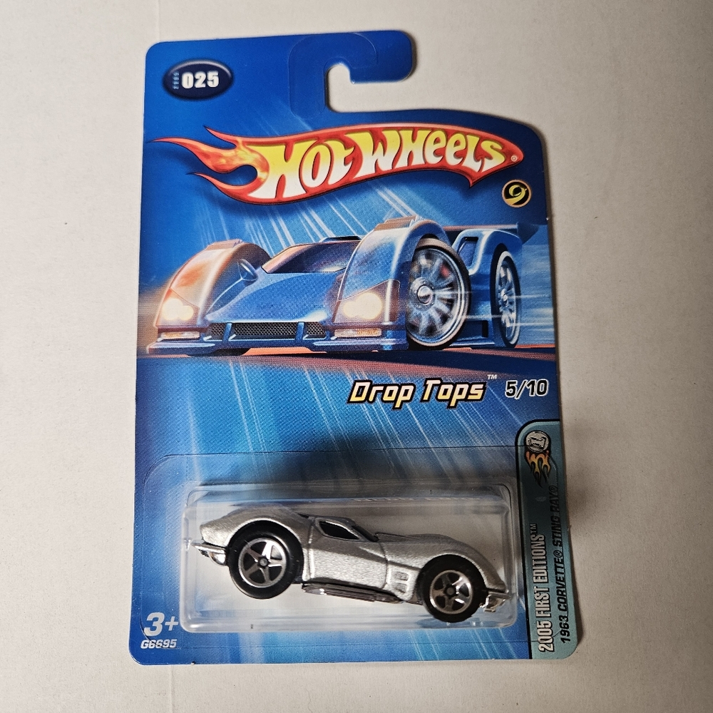 Hot‎ Wheels Corvette Silver Drop Tops 2005